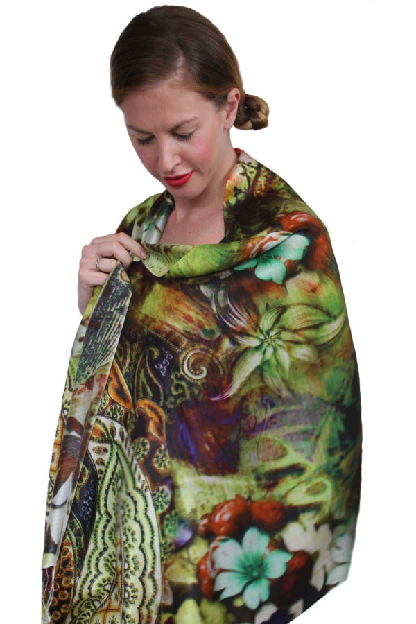 deidaa desinger silk scarf paisley print